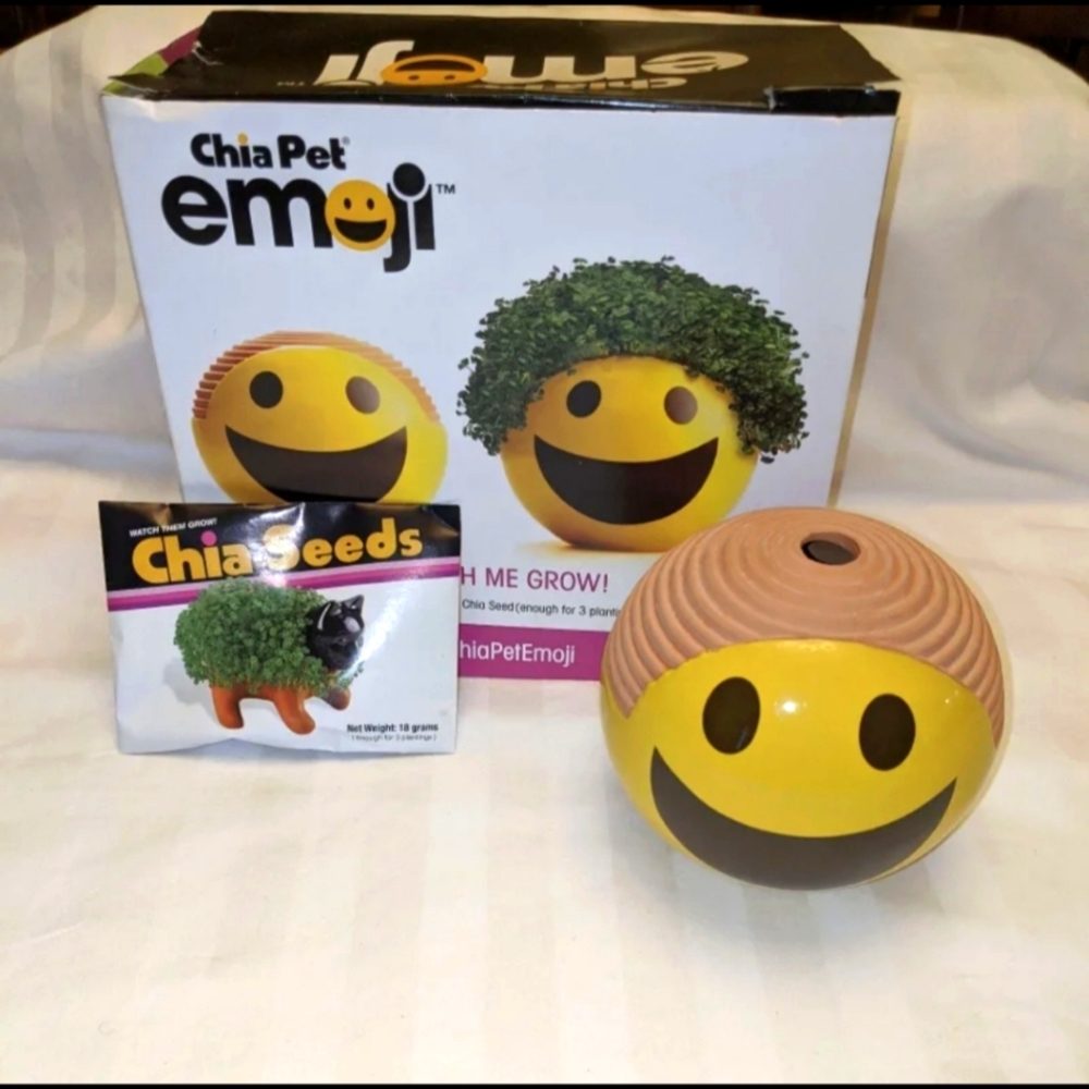 chia pet emoji Vintage Smiley Happy Face Ceramic New